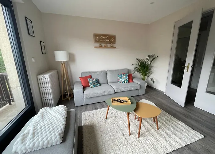 L\'Impasse En Famille, Appartement 2-6 Personnes Piscine Et Spa Prives