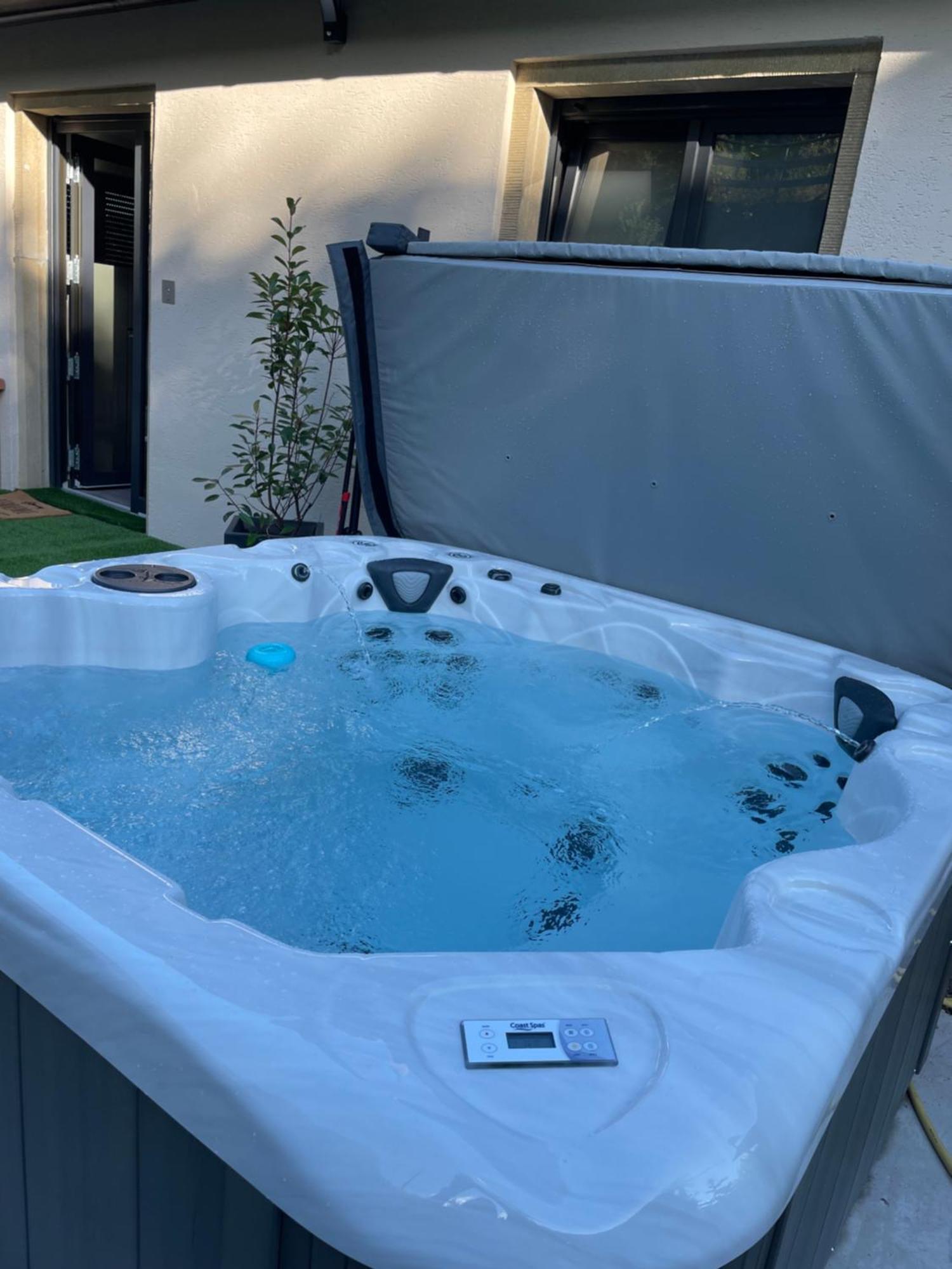 Apartment L'impasse En Famille, 2-6 Personnes Piscine Et Prives